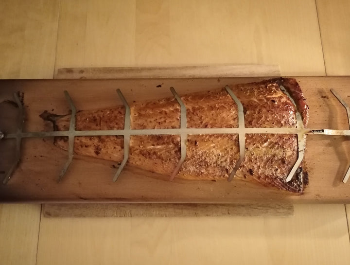 Flammlachsbrett Buche inkl. Halterung für die Feuertonne