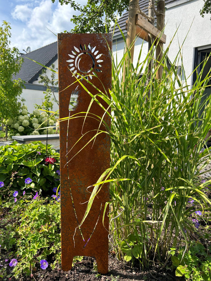 Gartenstele "Gras mit Sonne" aus Cortenstahl